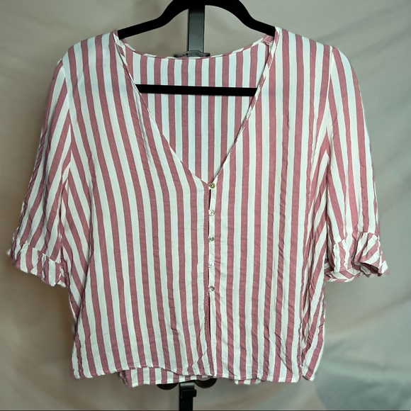 Pink and awesome! Zara stripped shirt. - Picture 4 of 16